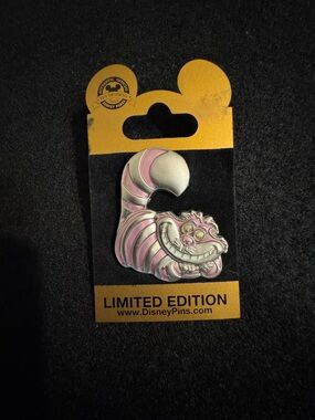 Disney Cheshire Cat Limited Edition Pink and Silver Pin Gold Card Series - New